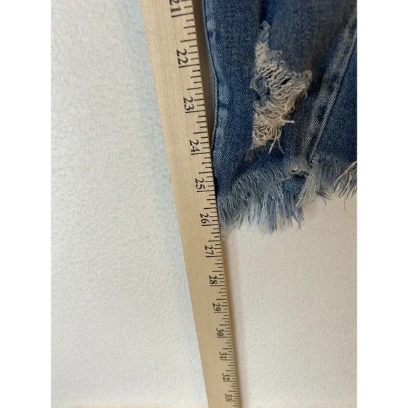 Kancan Signature HighRise Ankle Jeans 28 Blue Distressed Buckle Exclusive - Picture 4 of 9